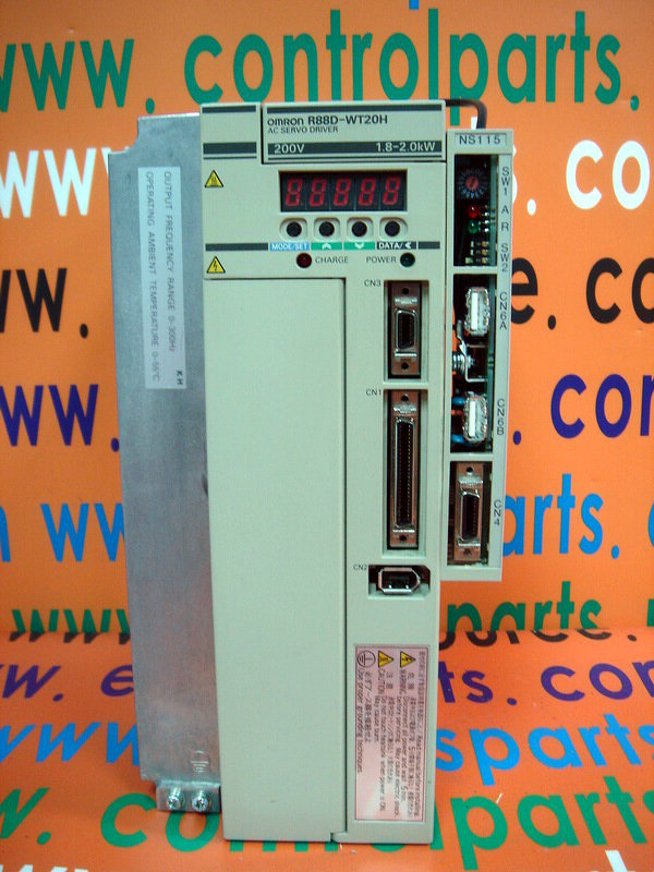OMRON AC SERVO DRIVER R88D-WT20H WITH YASKAWA SERVOPACK JUSP-NS115 (2)